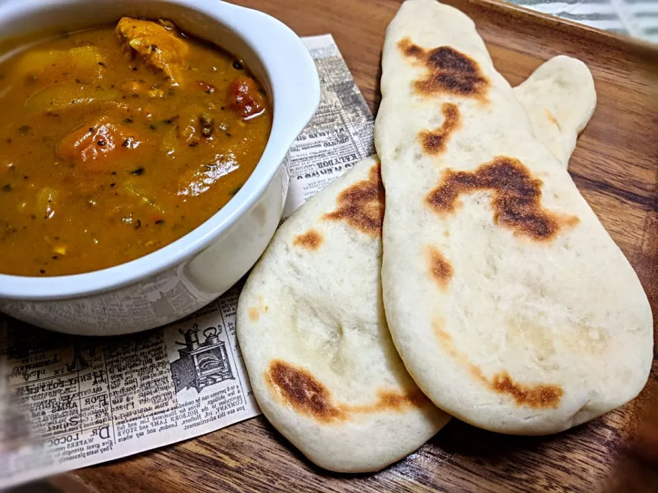 自家製ナンとココナッツチキンカレー|chiaraさん