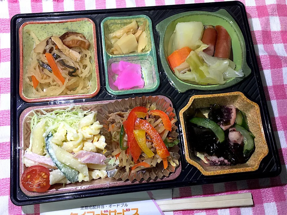 野菜いっぱいプルコギ 日替わり弁当 豊川市豊橋市一部エリア宅配|Naokazu Kuritaさん