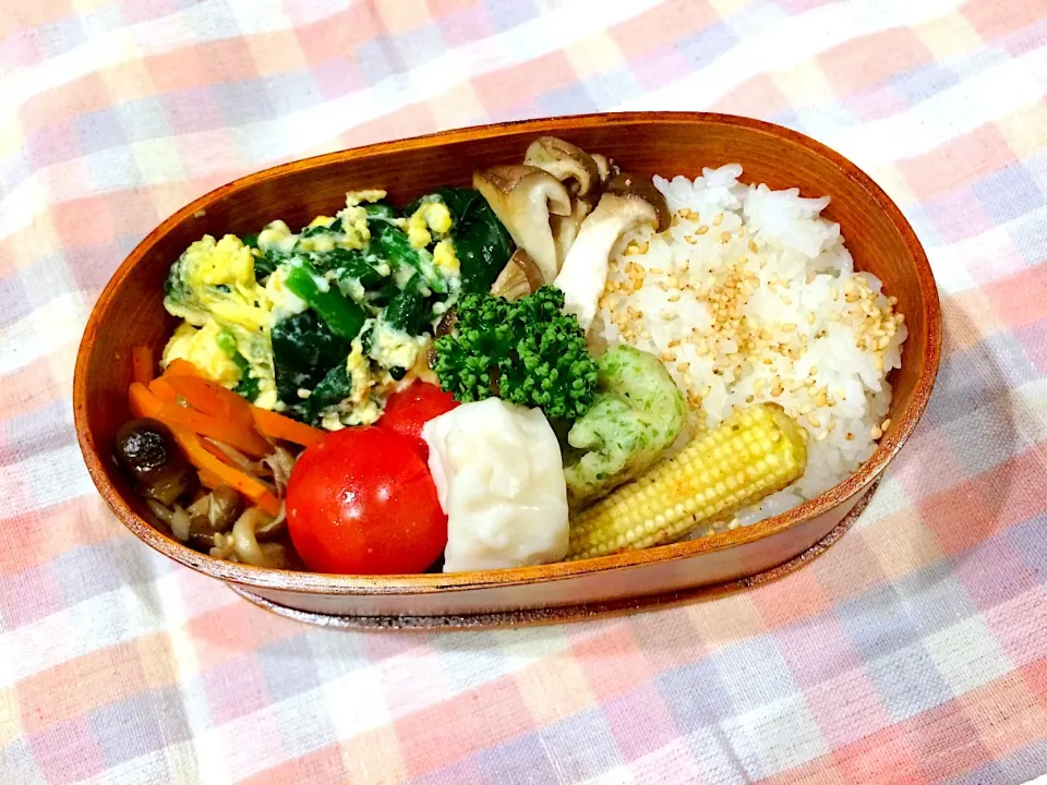 ほうれん草のチーズたまご弁当 #まげわっぱ|こんぶさん