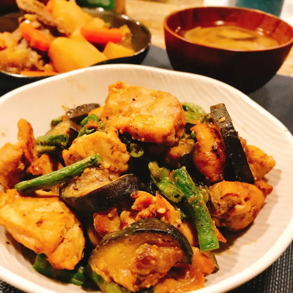 鶏肉と茄子の味噌焼き🍆🍖|🍎ゆかりんご🍎さん