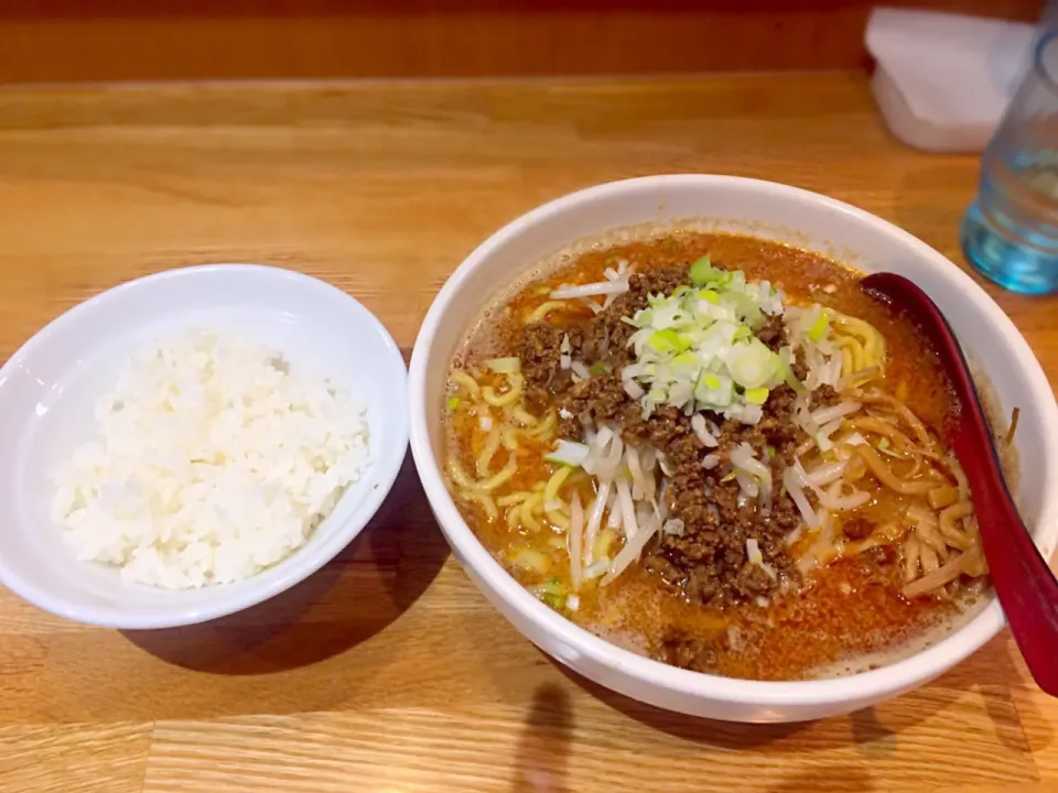 Snapdishの料理写真:担々麺&ライス
@味噌麺処 楓|morimi32さん