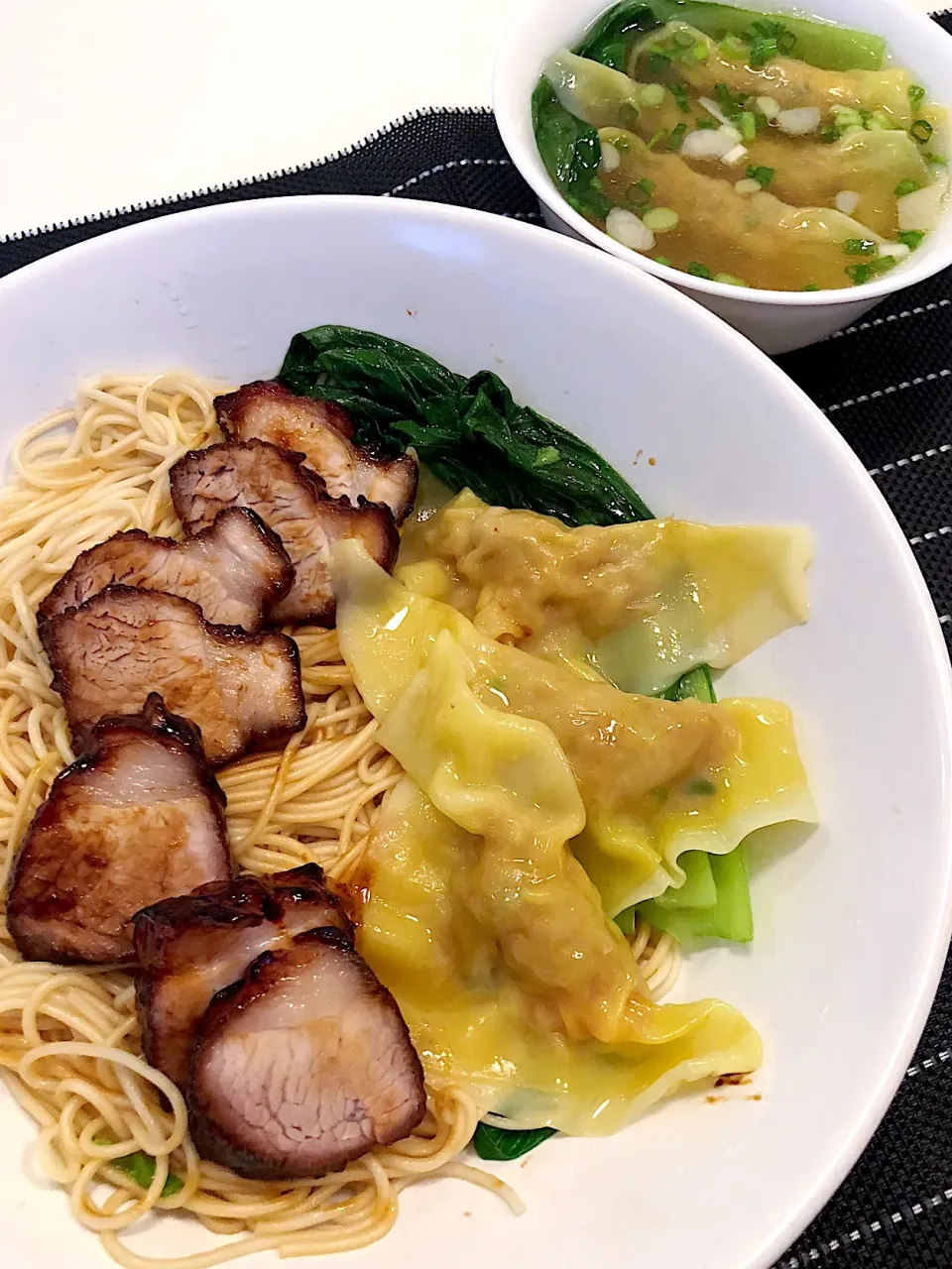 Wonton and Char Siew Noodles|12Dragonさん