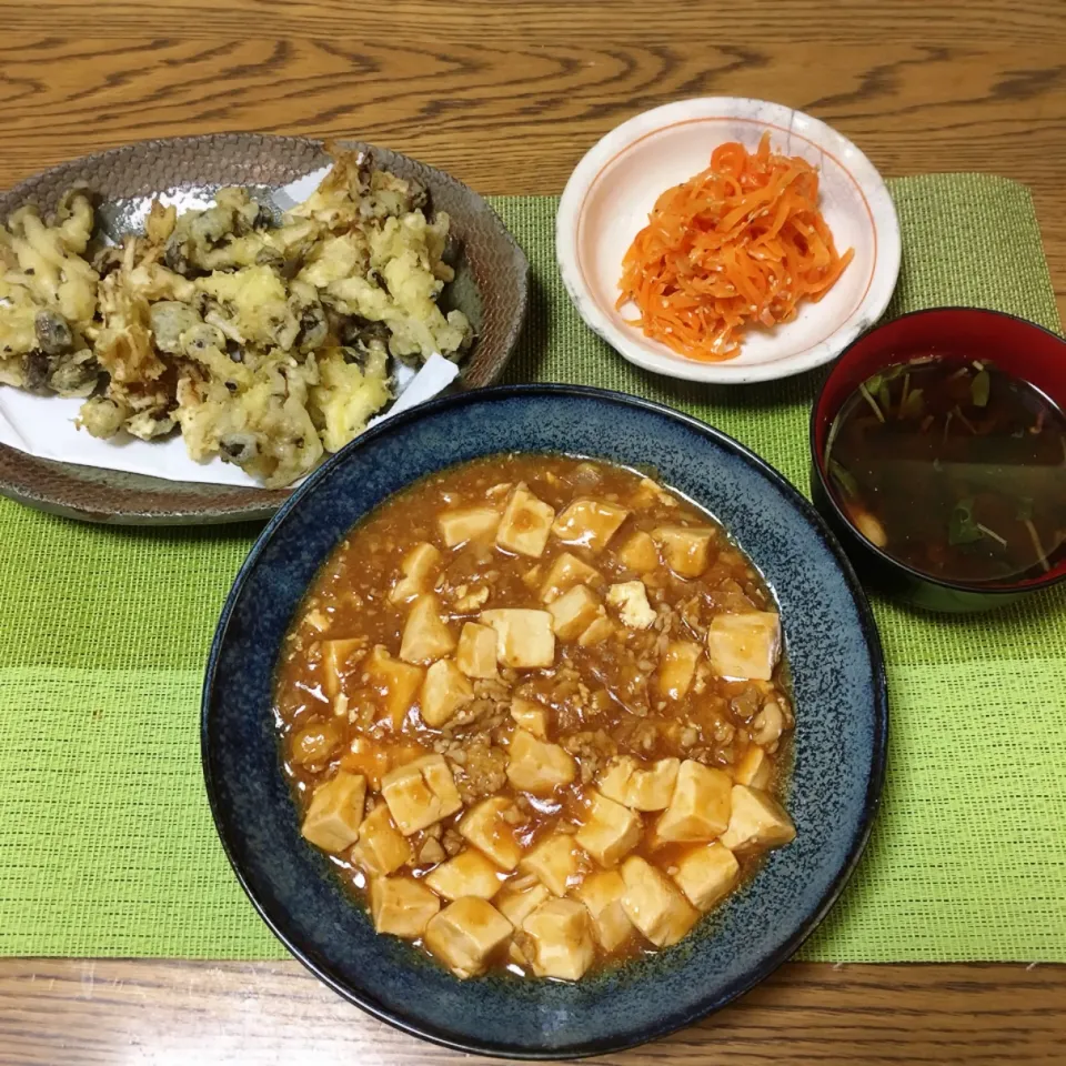 しめじの天ぷら・にんじんナムル・お味噌汁・辛くない麻婆豆腐|美也子さん