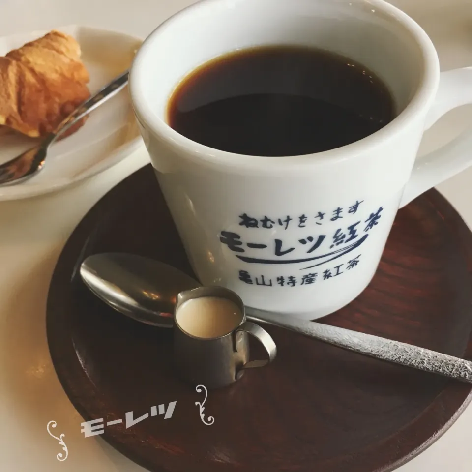 Snapdishの料理写真:ねむけをさますモーレツ紅茶ʕ-̼͡-ʔ #七海の純喫茶探訪#国産紅茶|七海さん