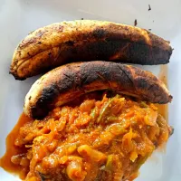 roasted plantain with mackarel in spicy tomato gravy|Jacqueline Godwin Mtuiさん