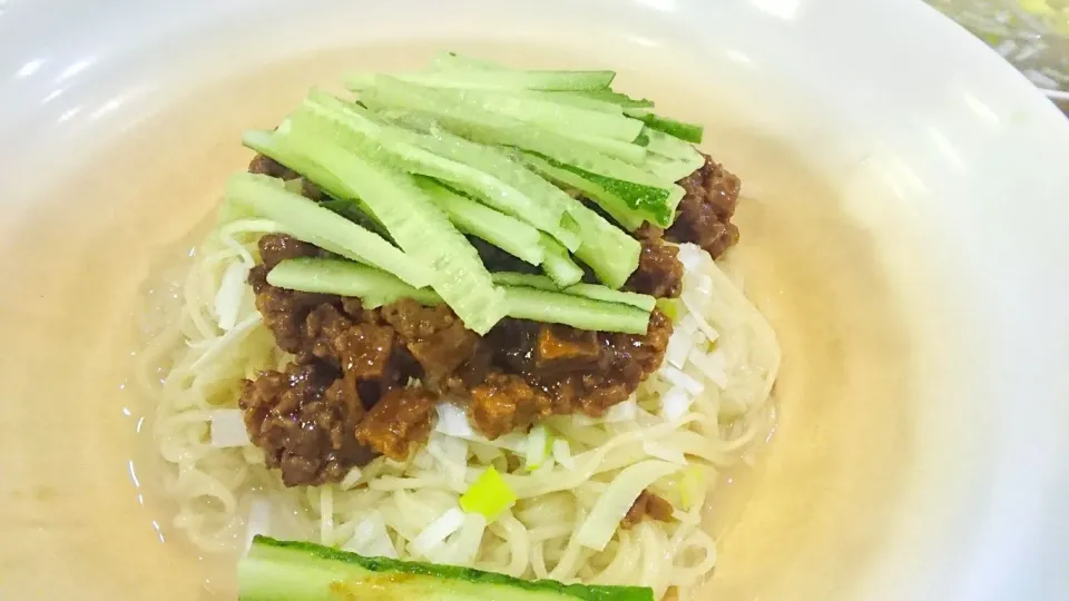 極 蘭州拉麺
北京炸醤麺(スープ付き) 
＠池袋 
18012|大脇さん