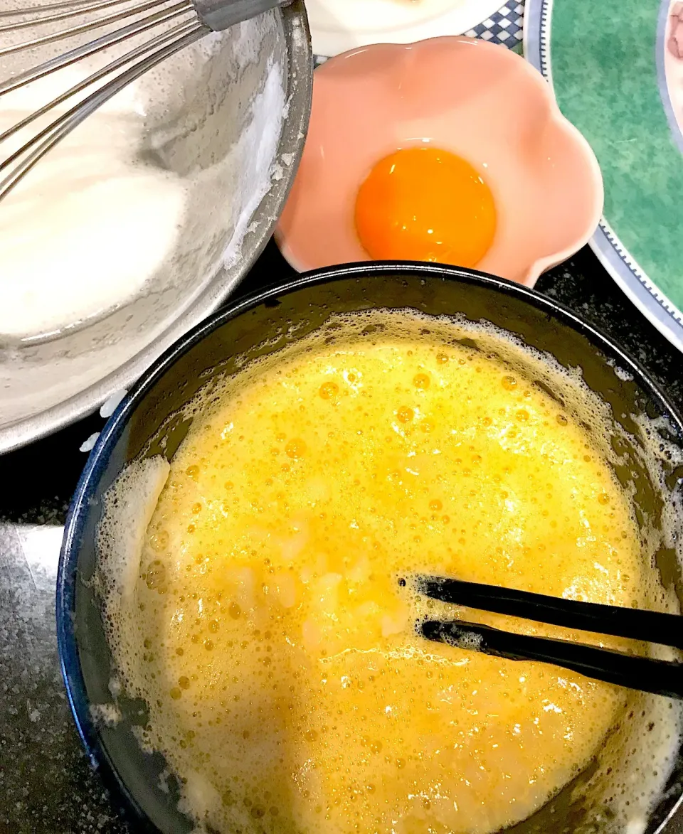 Snapdishの料理写真:ふわっと
とろっと
卵かけご飯🥚|シュトママさん