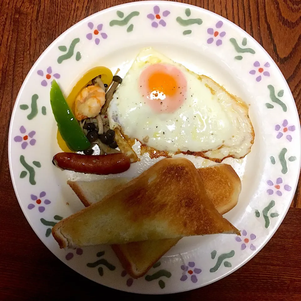 今日の朝ごはん🍳|めいこさん