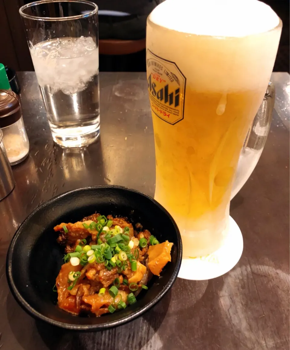 Snapdishの料理写真:どて煮と生🍺@大阪|MAPITEEさん