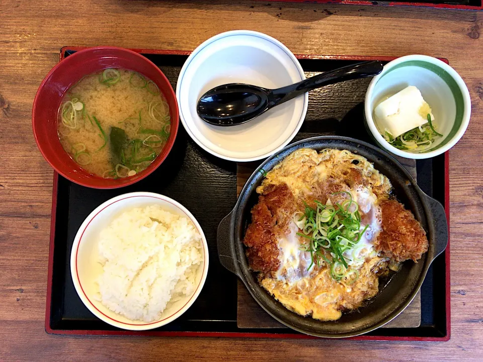 かつとじ定食|ばーさんさん