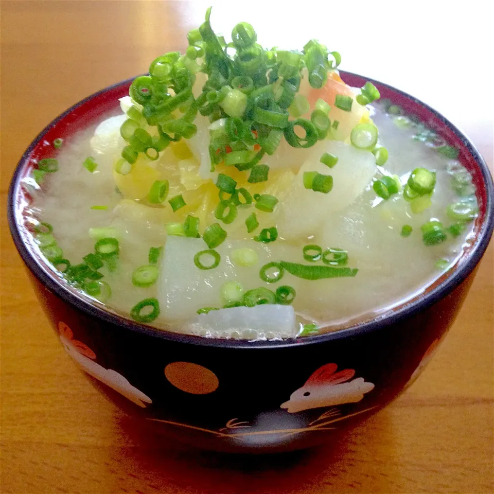 いつもの具沢山味噌汁💕又明日から寒波がやって来ますが、皆さん気をつけましょうね🤗🌸|まいりさん