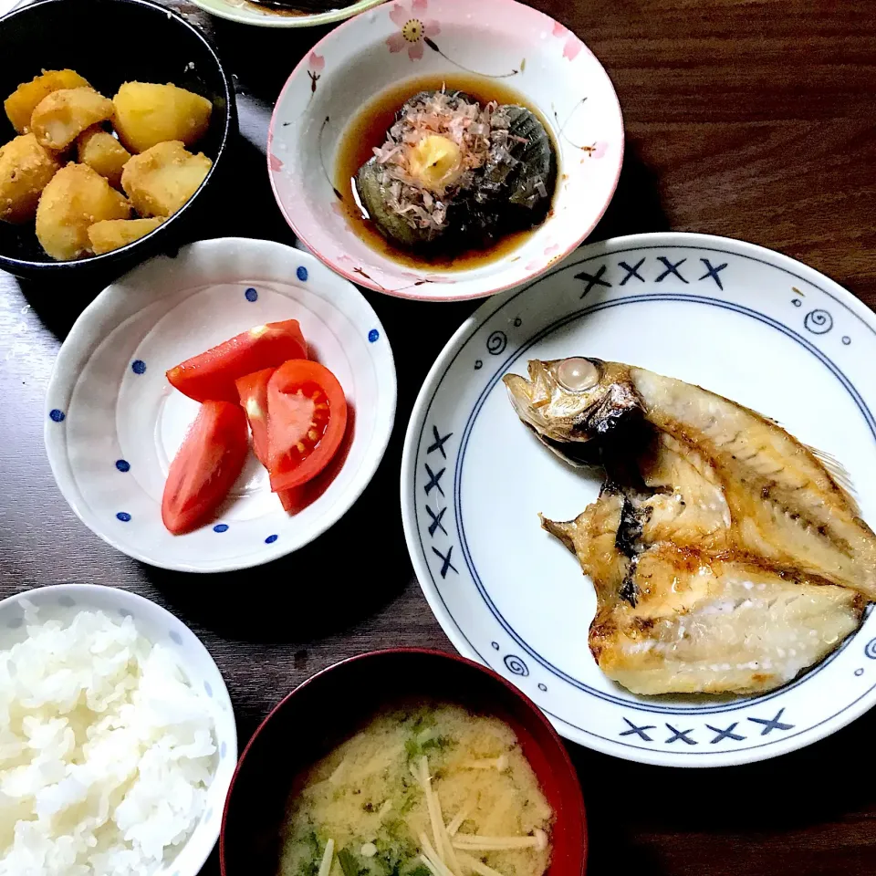 Snapdishの料理写真:夕ご飯〜のど黒の干物💕|perfuさん