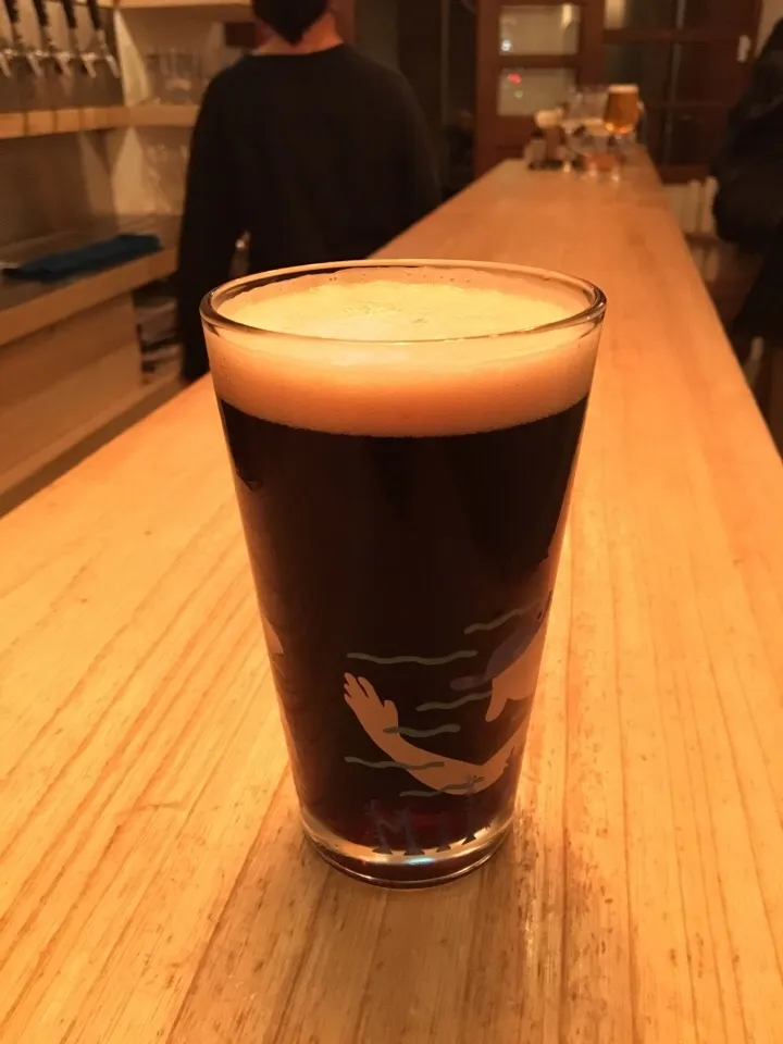 Mikkeller Schwarzbier 鋼鐵亨利|PegaOさん