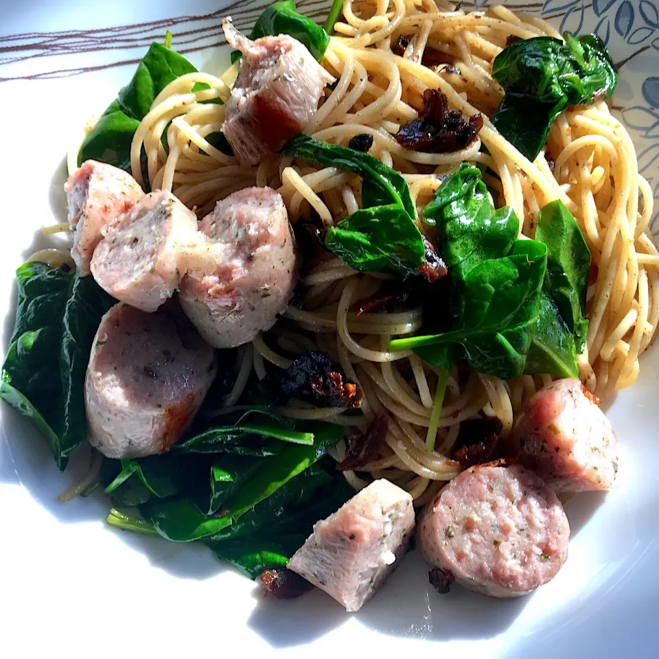 Pasta in tangerine olive sauce and apple  sage pork sausage|Ong Sor Fernさん