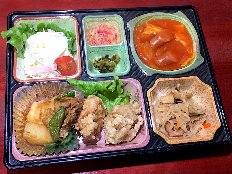 鶏の唐揚げ 日替わり弁当 豊川市豊橋市一部エリア宅配|Naokazu Kuritaさん