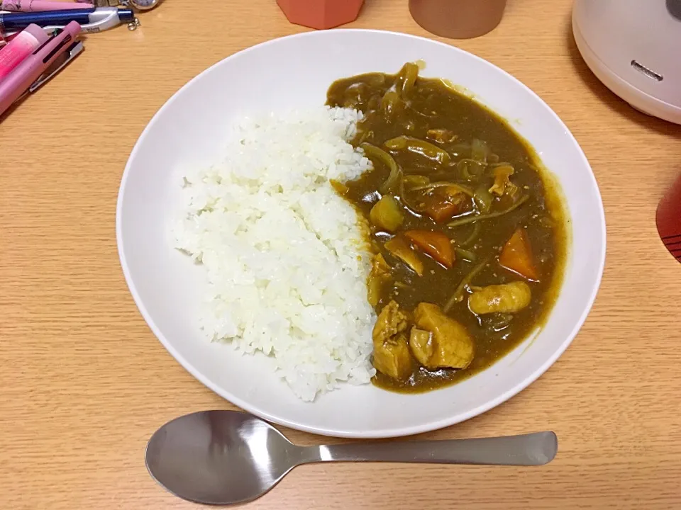 Snapdishの料理写真:生姜たっぷりカレー。|おこめちゃん。さん