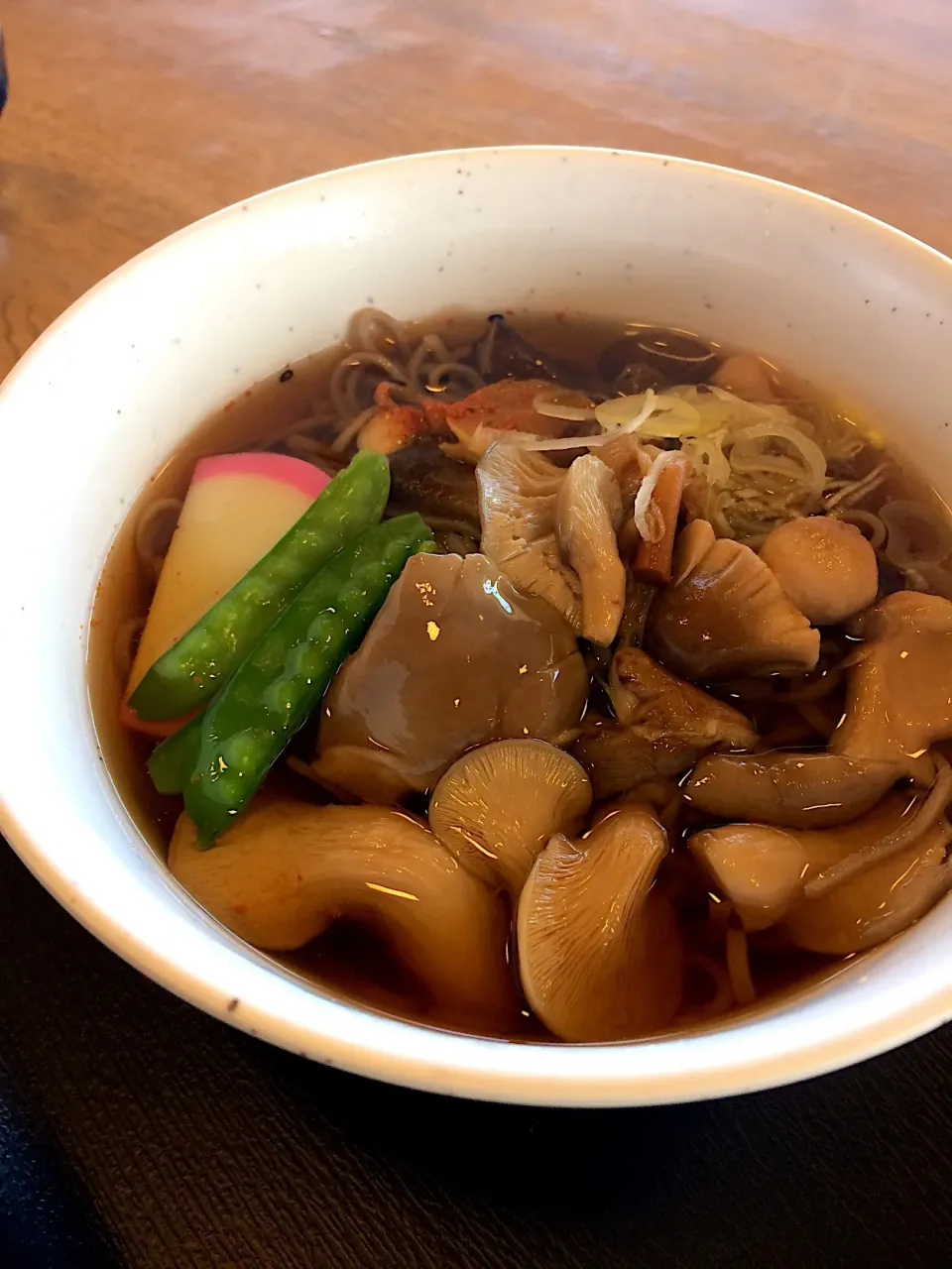 体ぽかぽかあったまるきのこうどん🍄|Aya☺︎さん