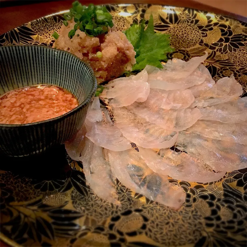 カワハギの薄作り肝醤油となめろう|Masakoさん