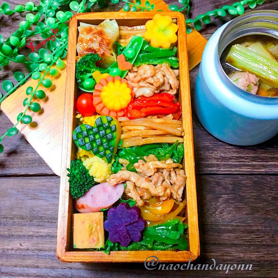 今日のJKお弁当🍱
青椒肉絲のっけ弁|naochandayonnさん