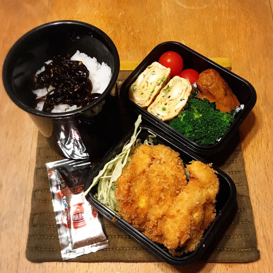 Snapdishの料理写真:チキンカツ弁当🍱|ちっくんさん