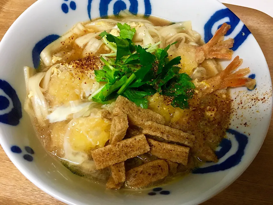 Snapdishの料理写真:20180124🍲今日の旦那さんの夜ごはん🍲
 #にんべんつゆの素 #うどん#天麩羅の卵とじうどん|akiyo22さん