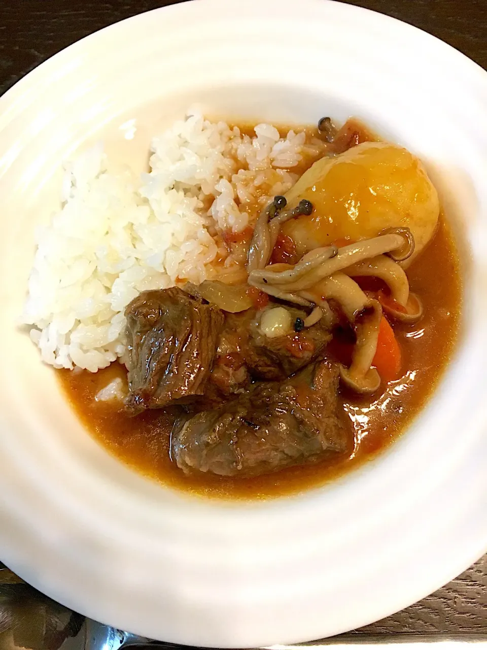 猪肉のトマト煮込み🍅|カドラさん