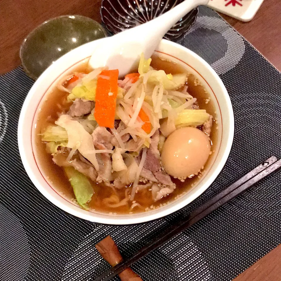 Snapdishの料理写真:出前一丁肉野菜炒め乗せ|emiさん