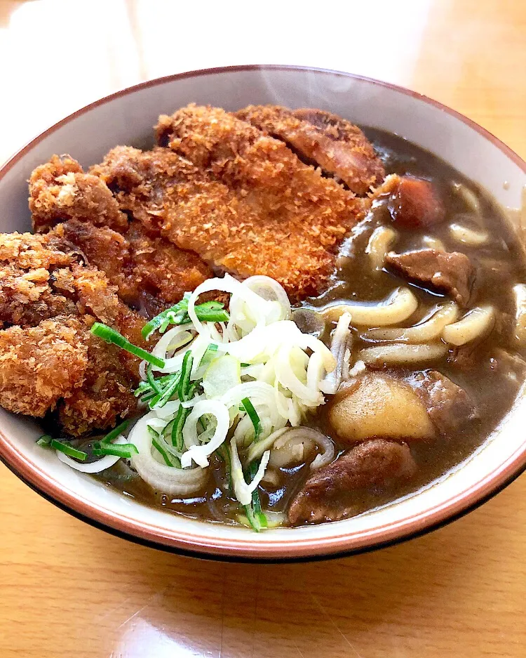 カツカレーうどん|ガク魁‼︎男飯さん