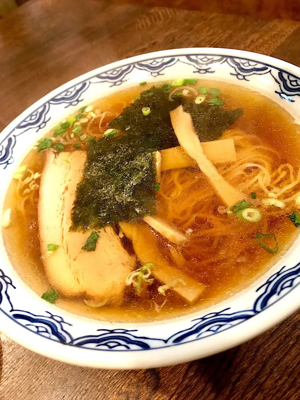 ✨ごくごくシンプルなラーメン🍜✨|中さんさん