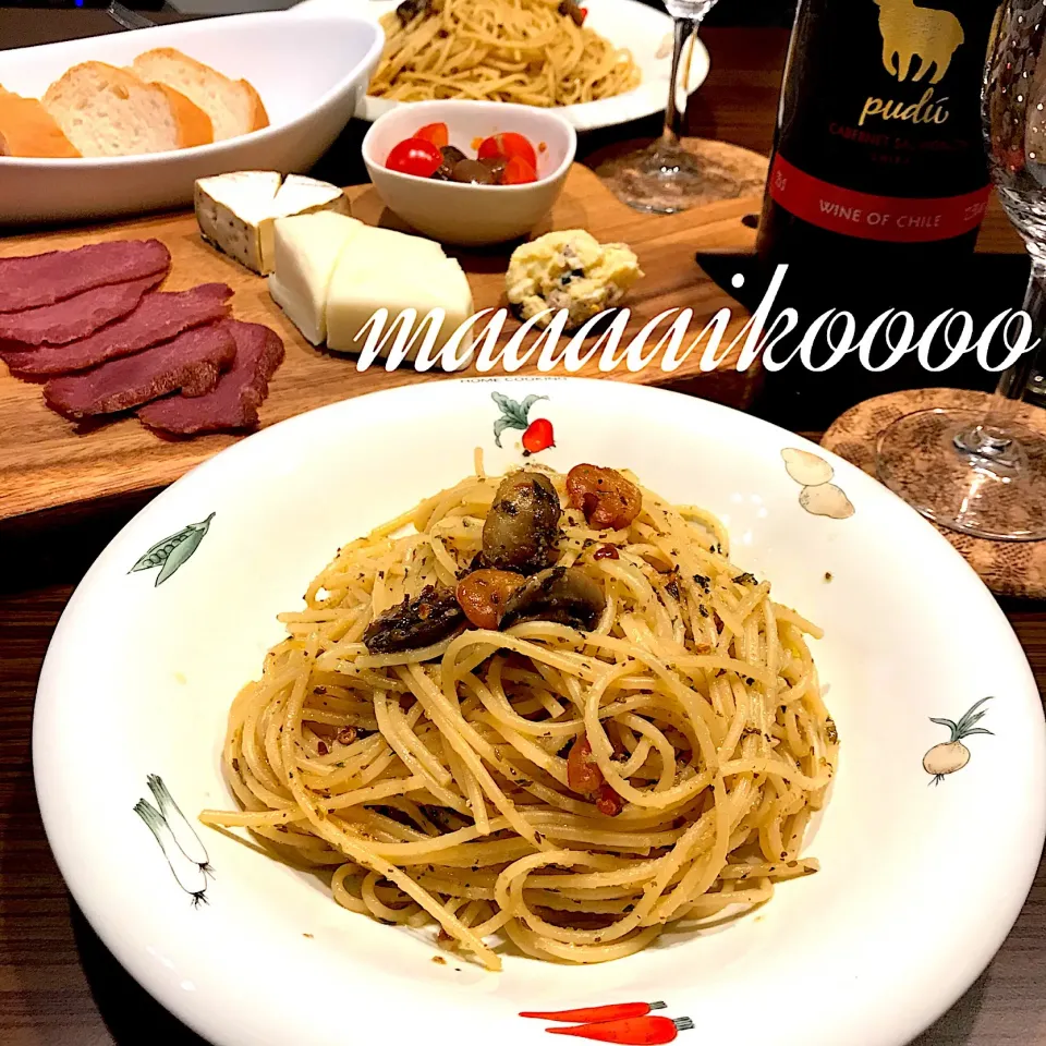 ペペロンチーノ🍝おつまみプレート🍷|マイコさん