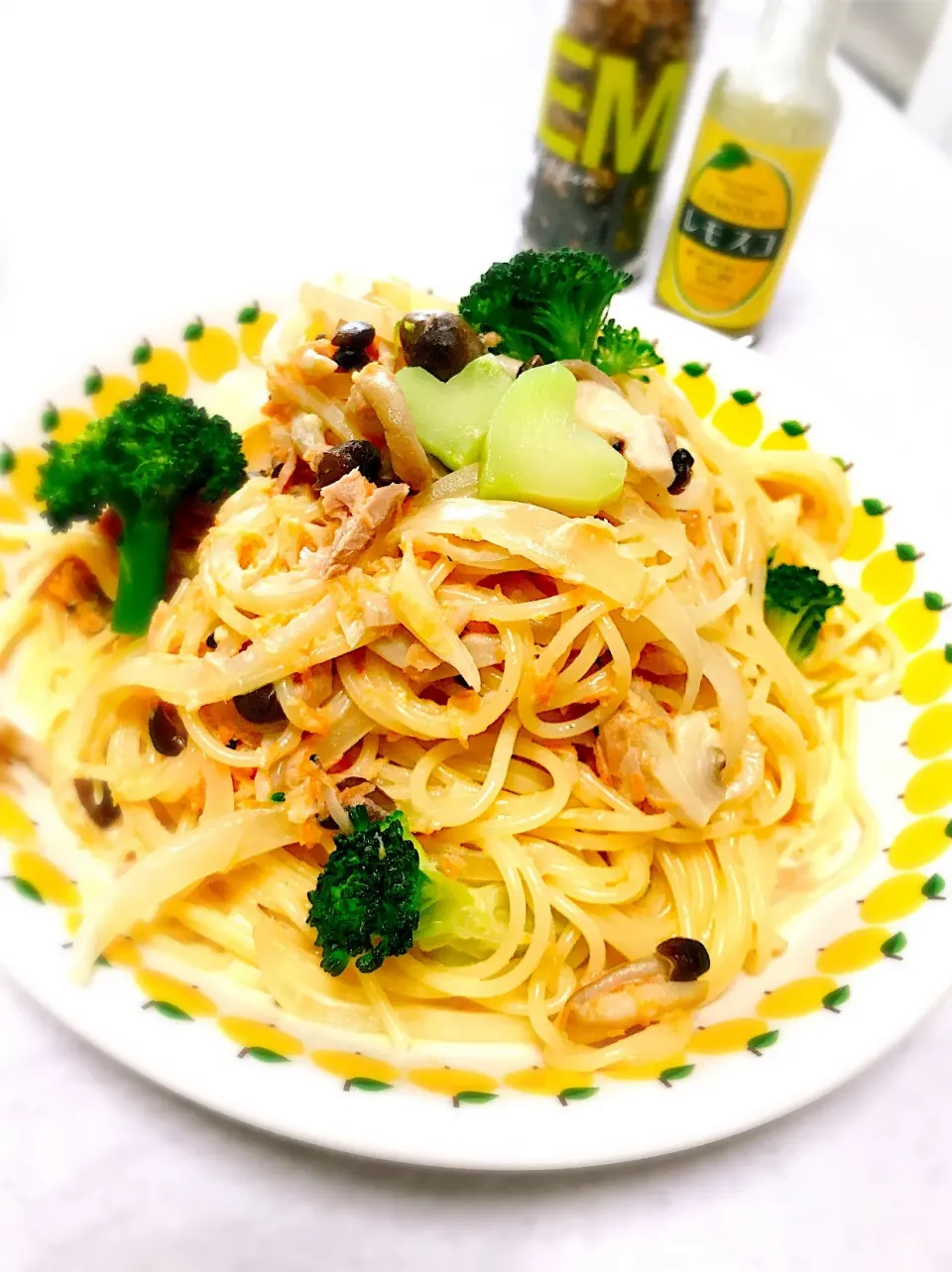 砂雪さんの料理 昼ごはん  キャロットクリームのパスタ🍝|もっさんさん