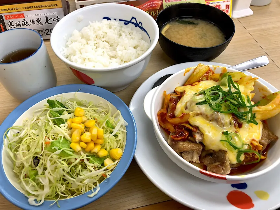 Snapdishの料理写真:チーズダッカルビ定食|T. Wonderさん