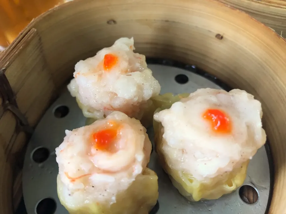 Shrimp Dumplings @Hong Kong Noodle, BKK.|Chalinee Kalyanamitraさん