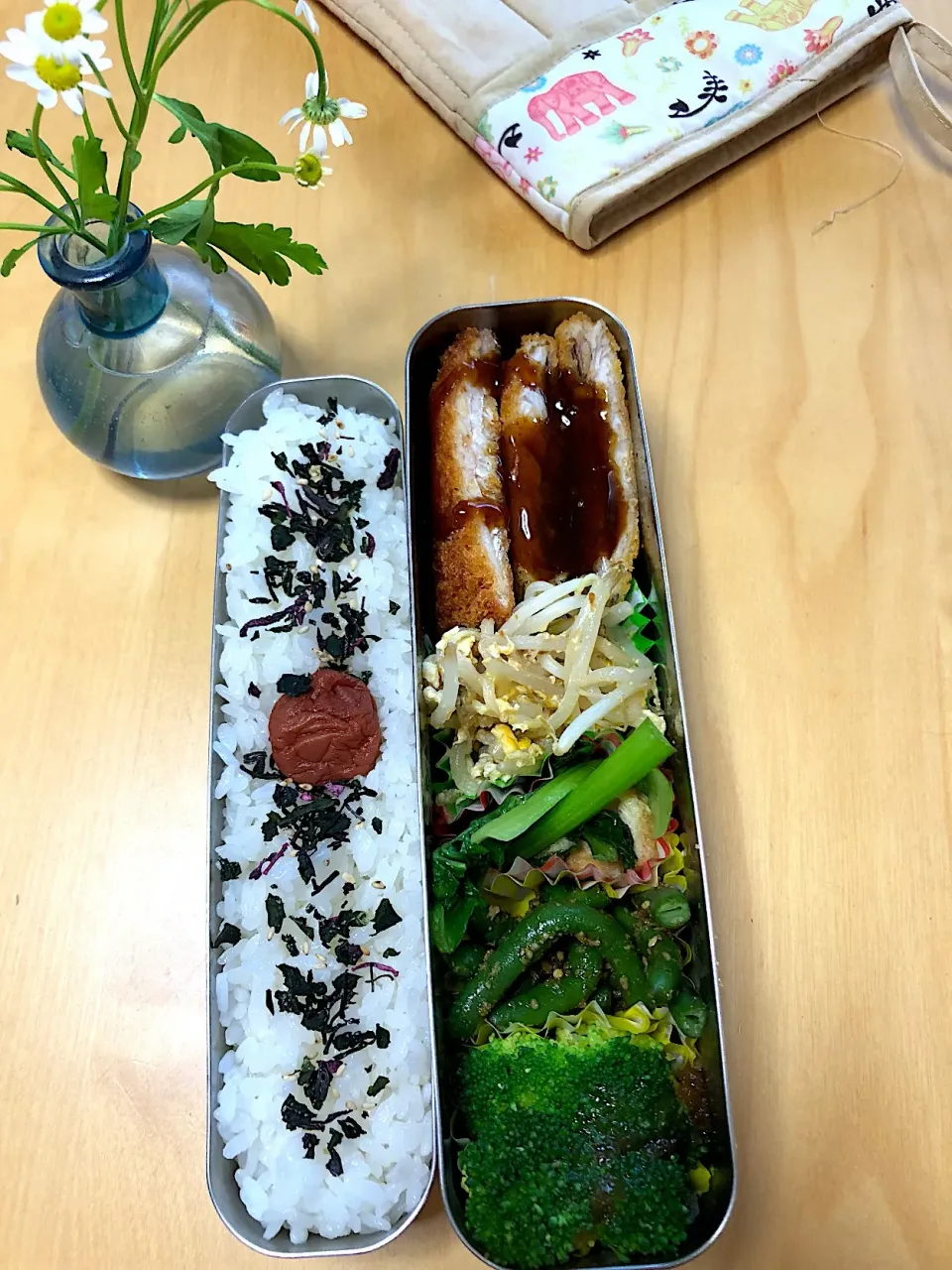 アジフライ もやしと卵の炒め物 小松菜煮浸し インゲン胡麻和え ブロッコリー弁当🥦|Kumiko Kimuraさん