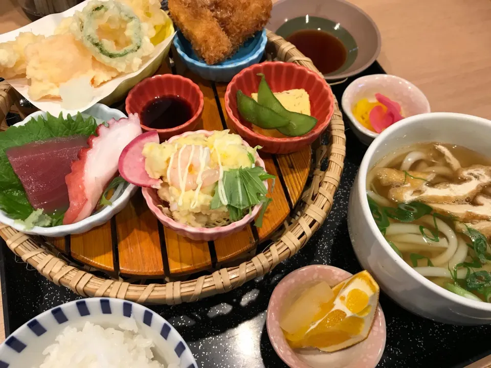 Snapdishの料理写真:花かご膳🌸🌼💐|buhizouさん