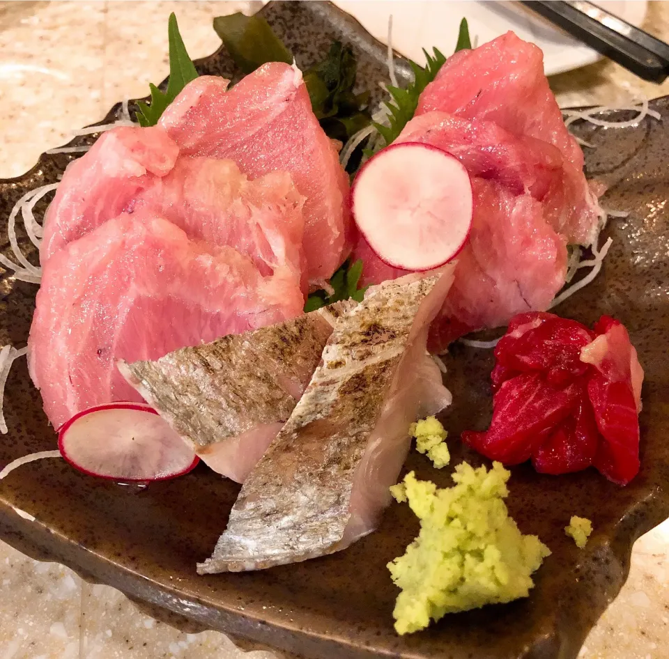 Snapdishの料理写真:マグロの頭肉と頬肉
太刀魚|cima4100さん