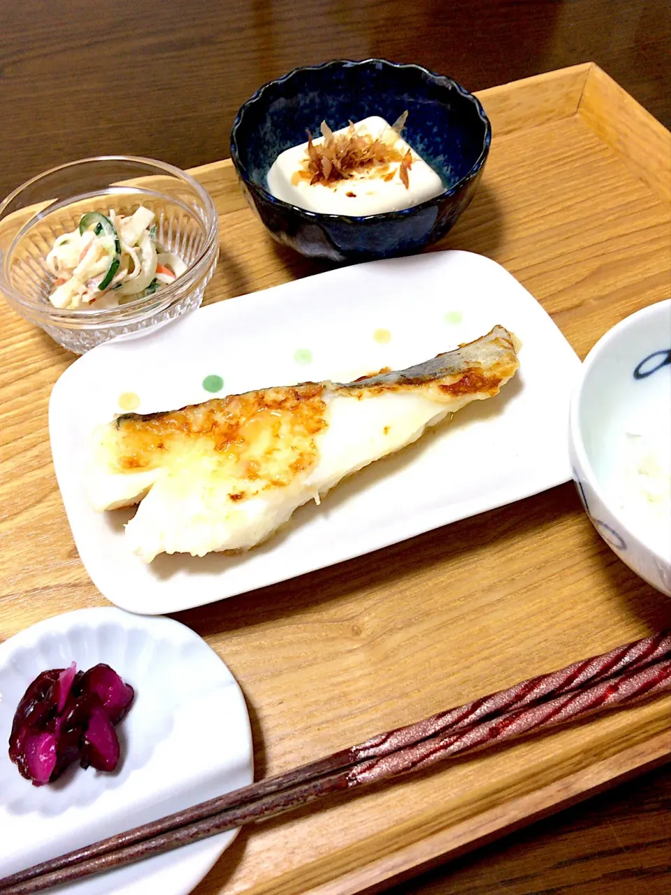 Snapdishの料理写真:塩タラのバターレモン焼き|翡翠さん