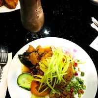 Thai Fried Rice & Chocolate Smoothie|IZZAH RAHMALIさん