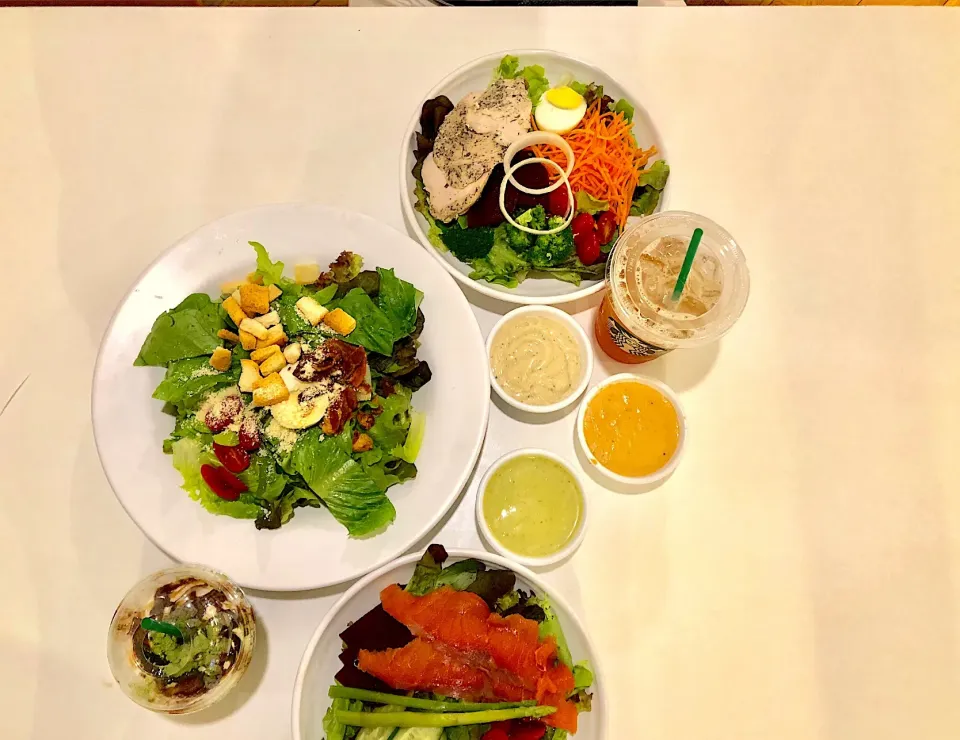 Three menus of Salads @Jones’ Salad, Esplanade Ratchadapisek BKK.|Chalinee Kalyanamitraさん