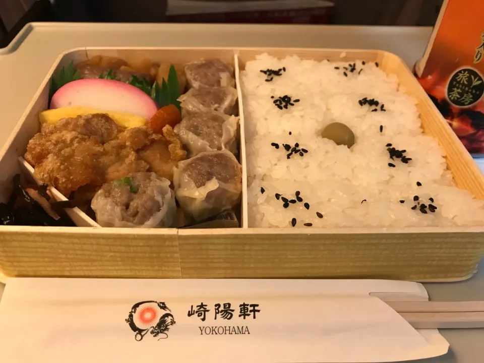 崎陽軒のシウマイ弁当🍱|buhizouさん