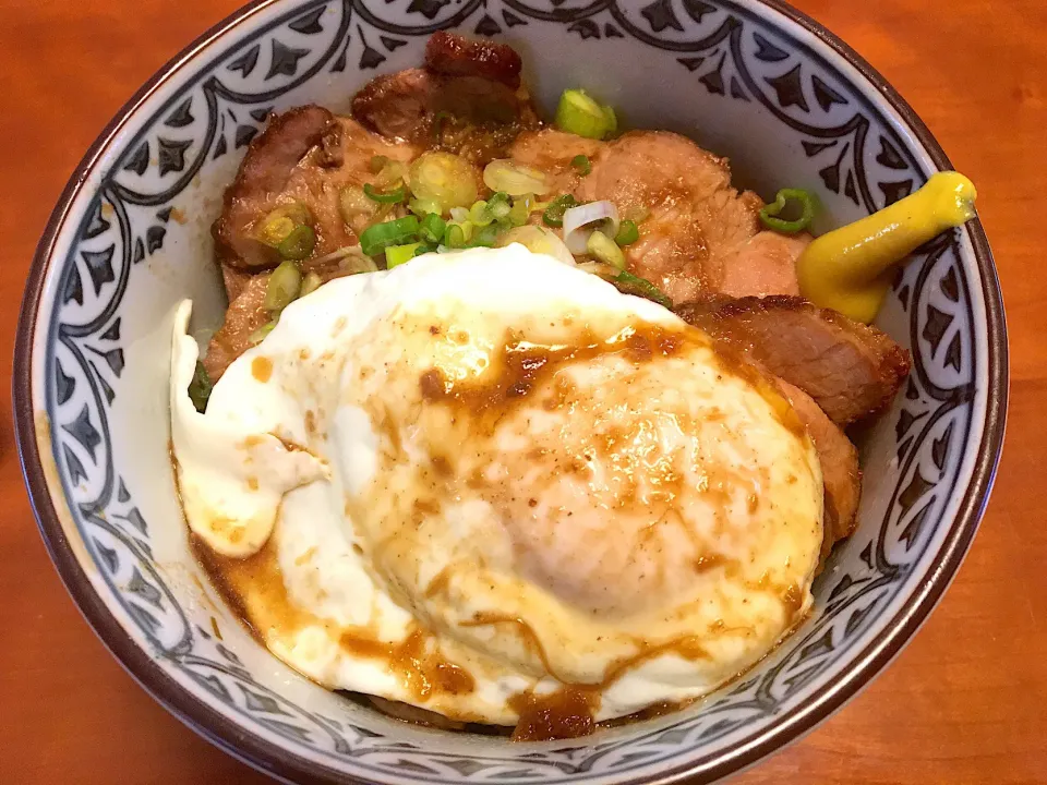 手作りチャーシュー丼‼️|みゆさん