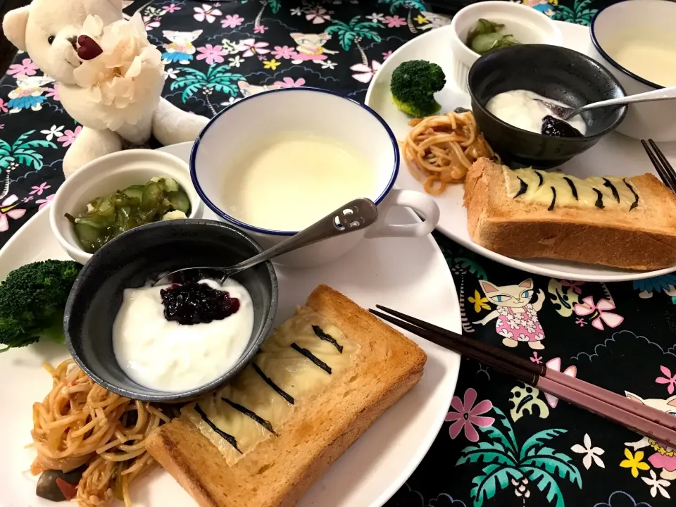 節分プレート朝ごはん🥞|noeさん