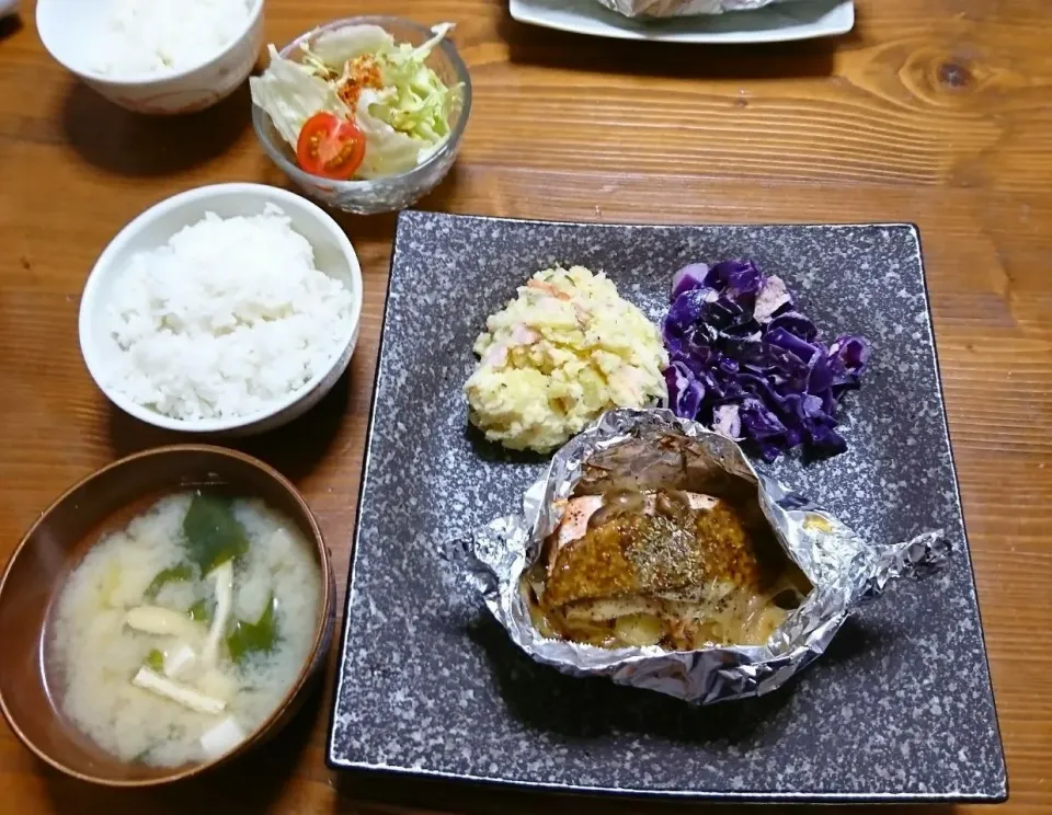 『ハニーマスタード醤油でサーモンバターホイル焼き』|seri-chanさん