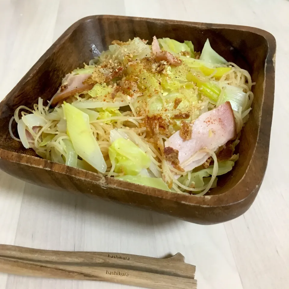 Snapdishの料理写真:ケンミンの焼きビーフン|융태지ෆ⃛さん