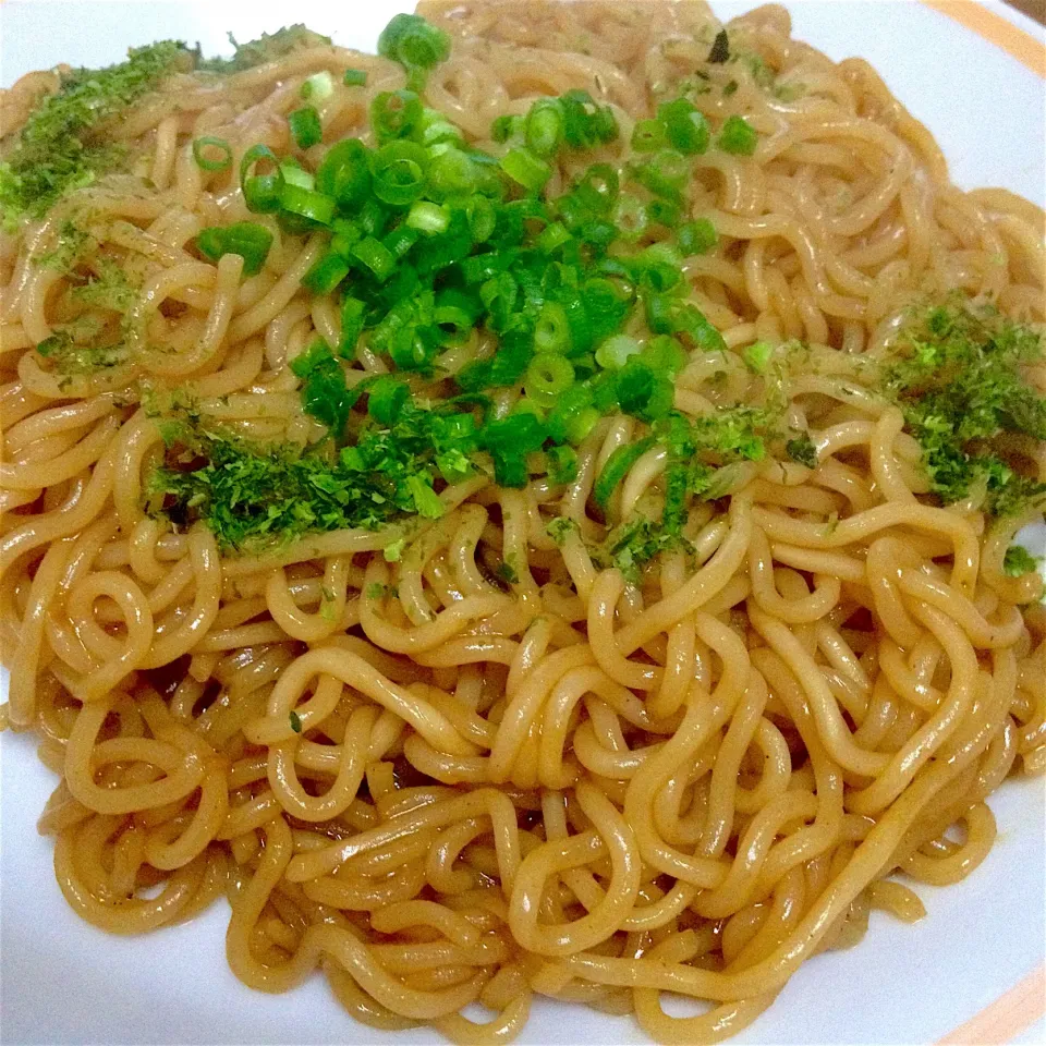 日清袋麺〜焼きそば💛 #無性に食べたくなる #袋麺好き|まいりさん