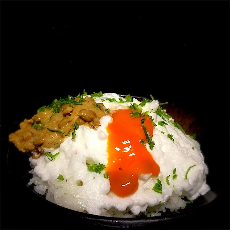 Snapdishの料理写真:炊きたてご飯にバブル納豆TKG！メレンゲ超絶角立ち！|佐野未起さん