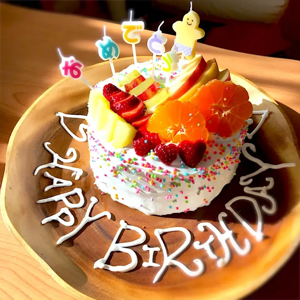 誕生日ケーキ🎂|しおりさん