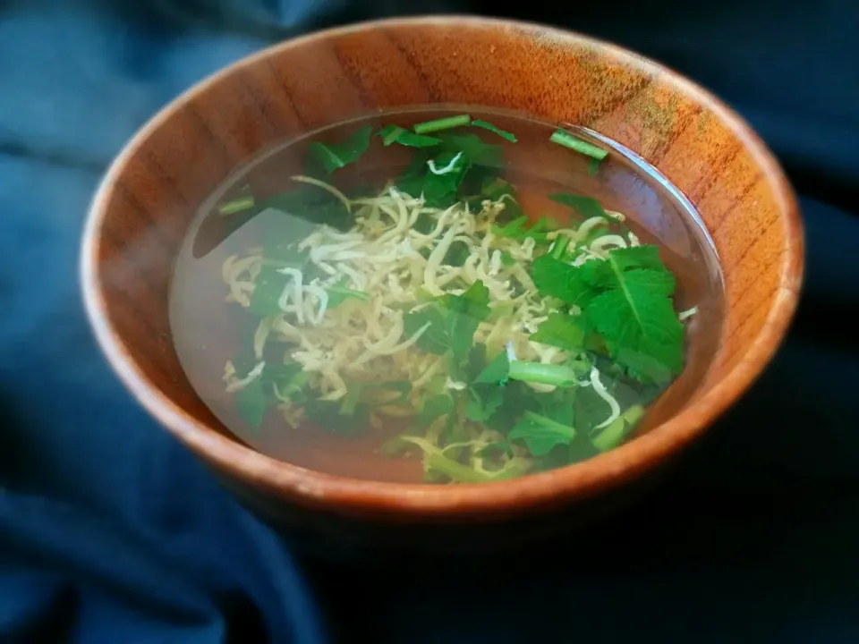 佐野未起さんのお料理*
～即席！しらす干しの汁物 即席ラーメンより早い👍 #しらす干し #ちりめんジャコ 手抜きだけど美味しい😋～|ことり*さん