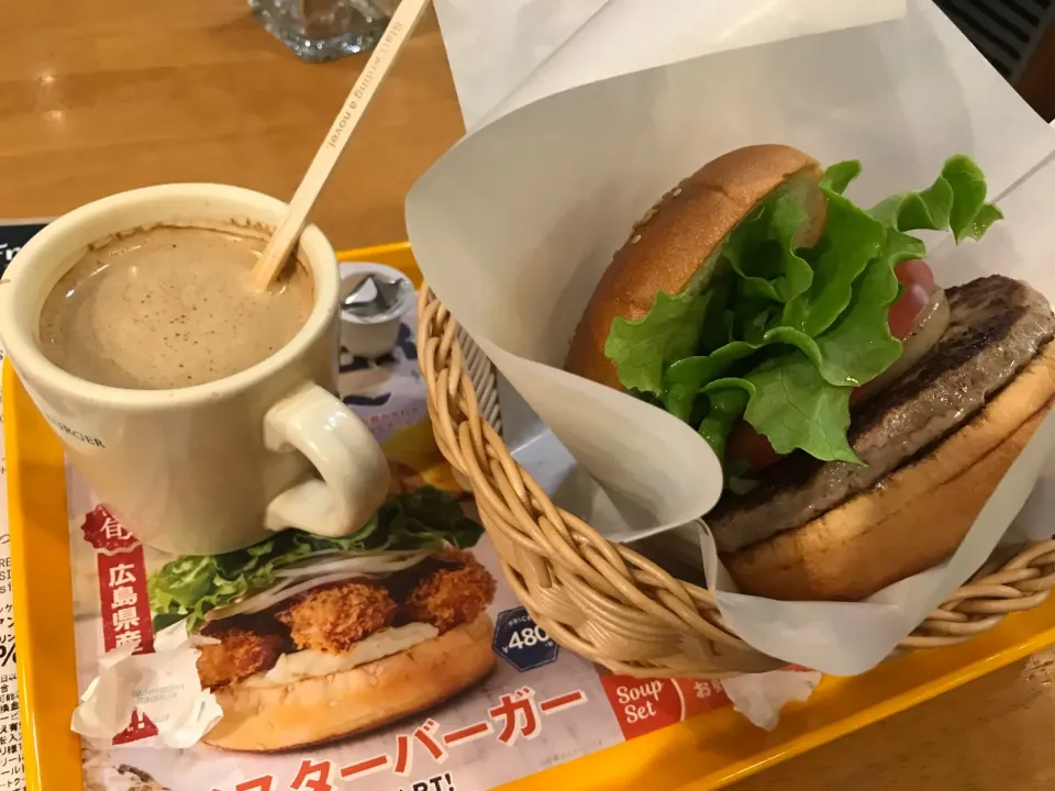 ブレンドコーヒーとクラシックバーガー|手品先輩さん