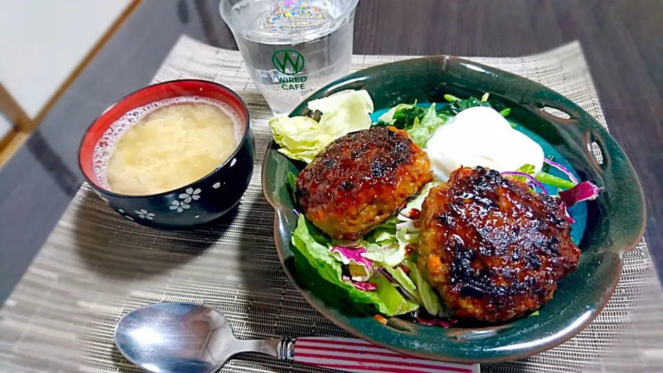 つくねバーグ丼|サトリさん